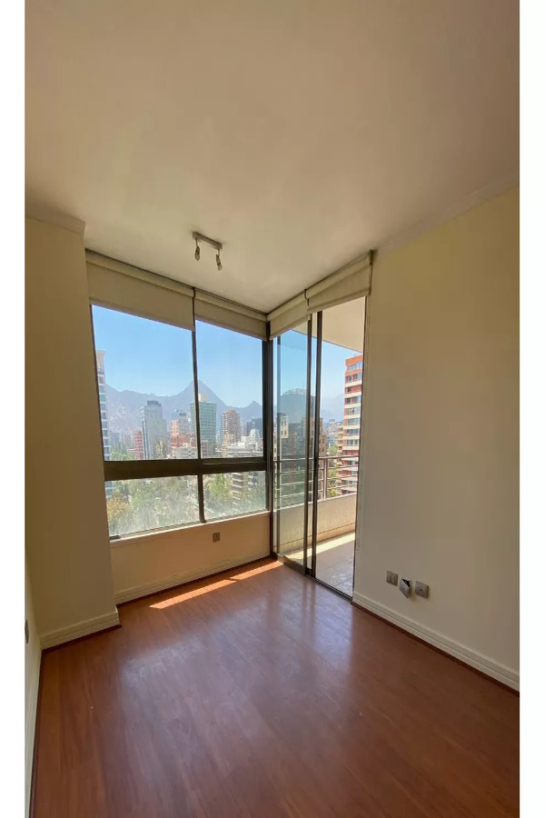 Departamento De Dos Dormitorios, Pdte. Errázuriz, Las Condes - Imagen 4