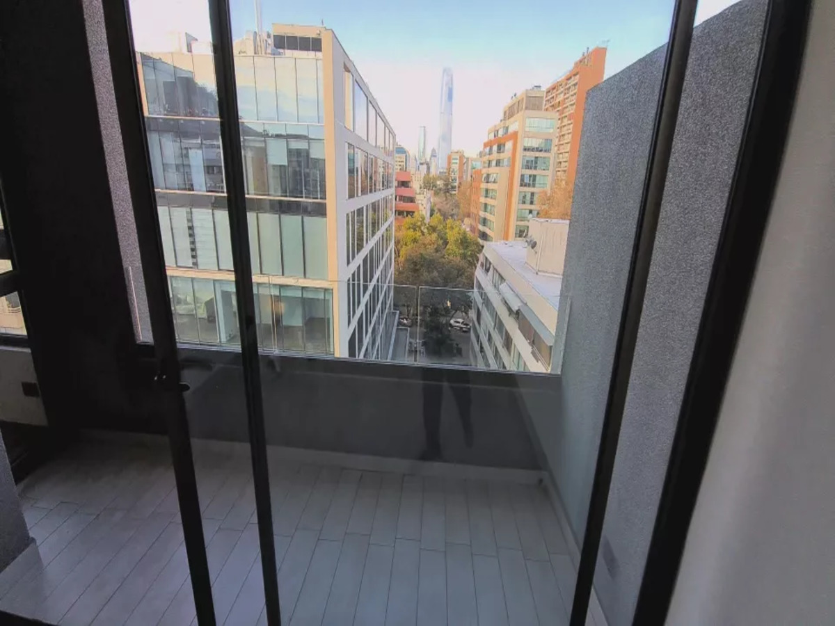 Departamento Tres Dormitorios, Antonio Bellet, Providencia - Imagen 8